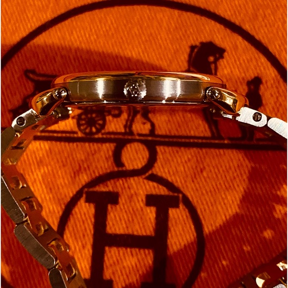 🛑SOLD🛑 ⏰⏱🕰Authentic Hermes Two Tone Clipper Watch - Picture 6 of 16